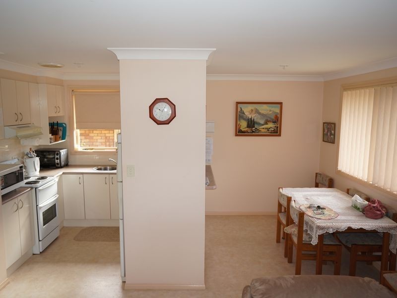 54 Medowie Road, Old Bar NSW 2430