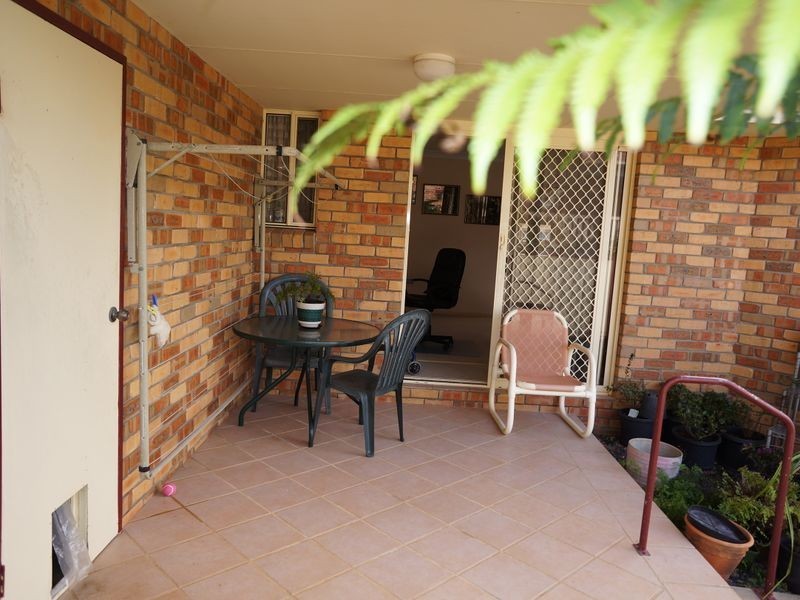 54 Medowie Road, Old Bar NSW 2430