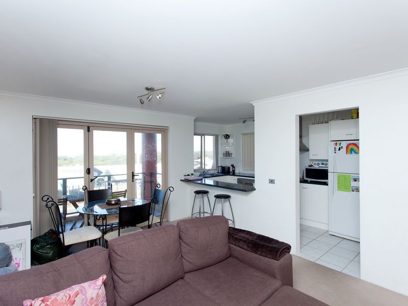 2/7 Smith Street, Old Bar NSW 2430