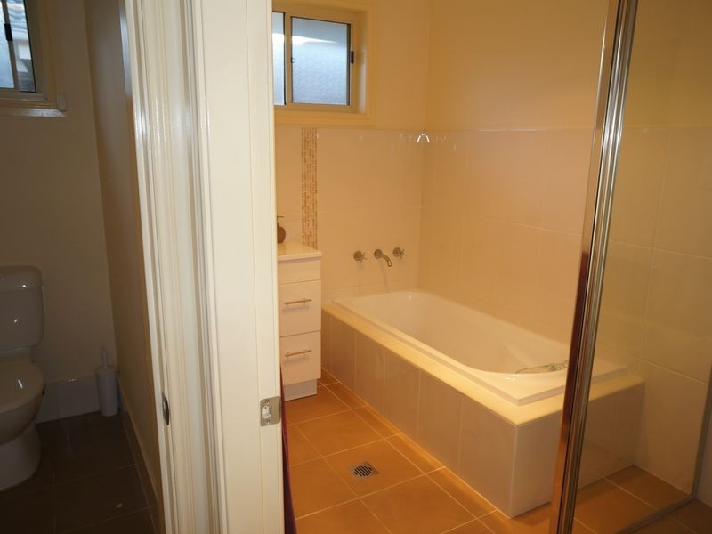 14 Rosier Place, Old Bar NSW 2430