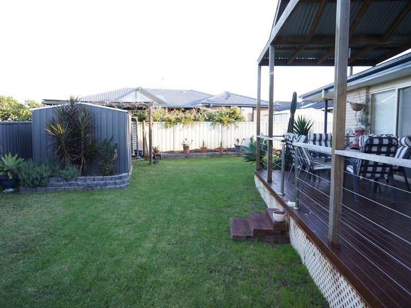 14 Rosier Place, Old Bar NSW 2430