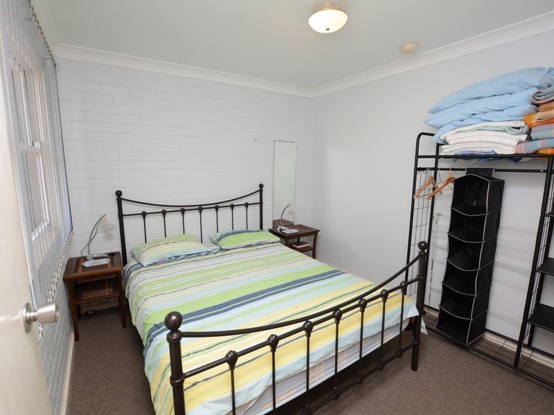 2/91 Main Road, Manning Point NSW 2430