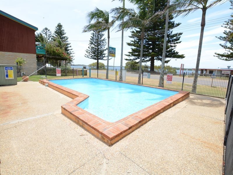 2/91 Main Road, Manning Point NSW 2430