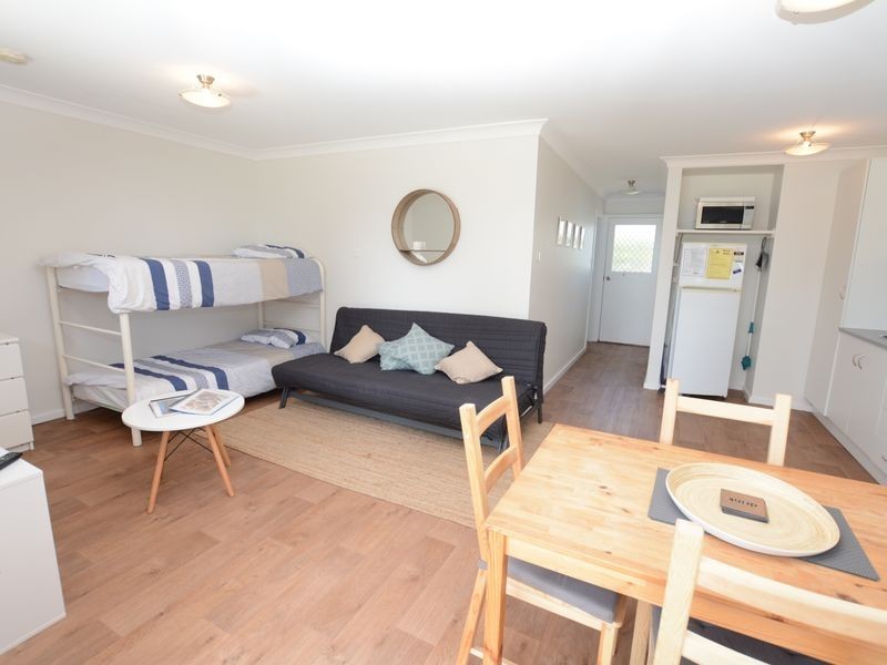 8/91 Main Road, Manning Point NSW 2430