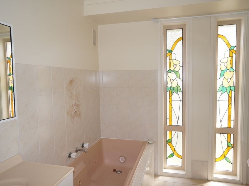 1/10 Connell Street, Old Bar NSW 2430