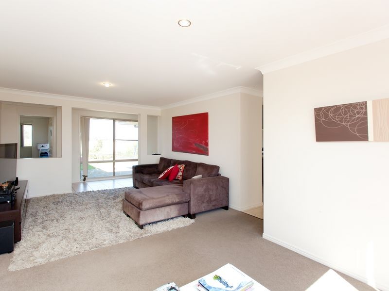 12 Shantull Drive, Wallabi Point NSW 2430