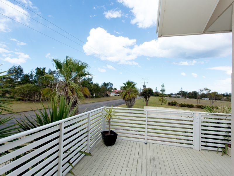 342 Saltwater Road, Wallabi Point NSW 2430