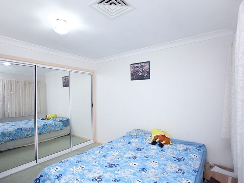 11 McLaughlin Ave, Taree West NSW 2430