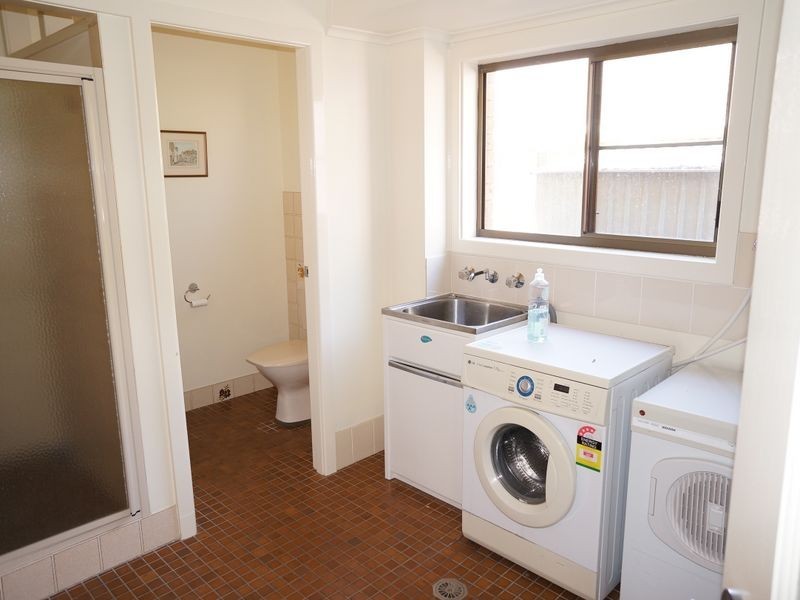 3 Rushby Drive, Old Bar NSW 2430