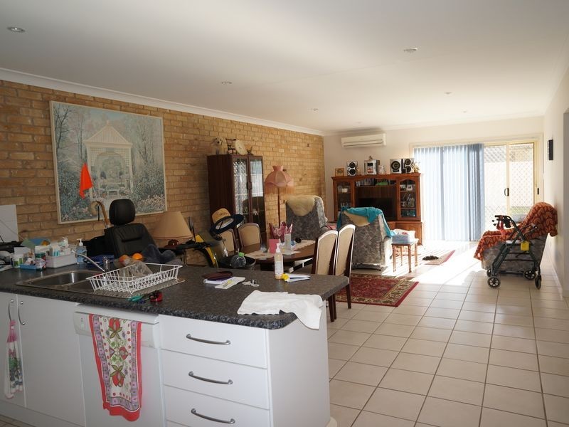 9A Medowie Road, Old Bar NSW 2430