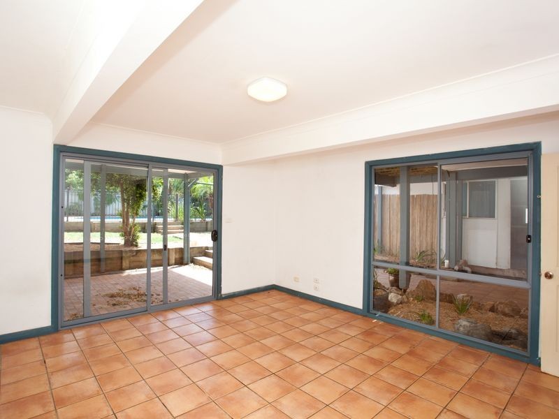 19 Ungala Road, Old Bar NSW 2430