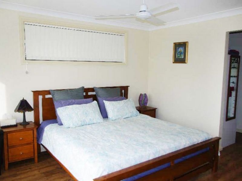 15 Rosier Place, Old Bar NSW 2430