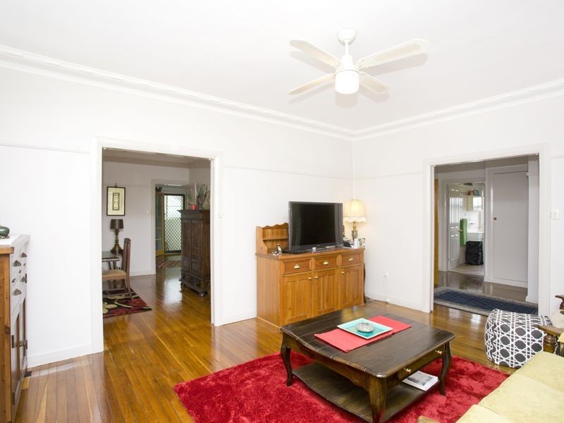 5 Hinten Crescent, Taree NSW 2430