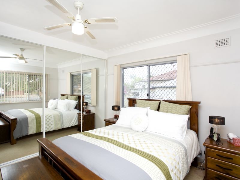 5 Hinten Crescent, Taree NSW 2430