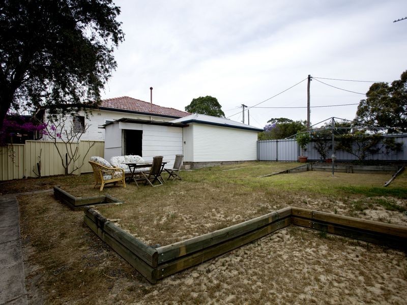 5 Hinten Crescent, Taree NSW 2430