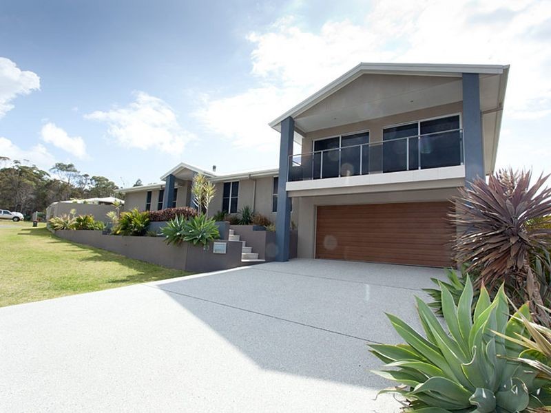 29 Shantull Drive, Wallabi Point NSW 2430