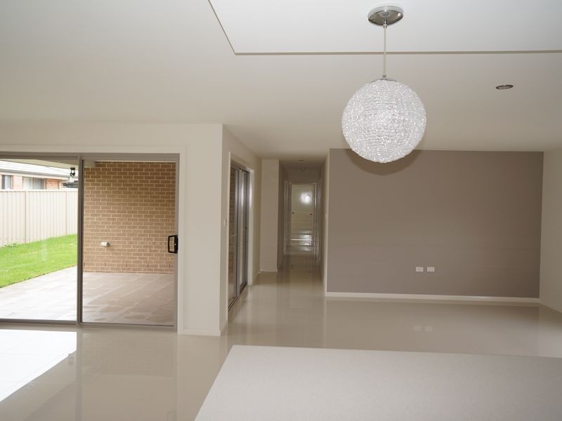 46 Albatross Way, Old Bar NSW 2430