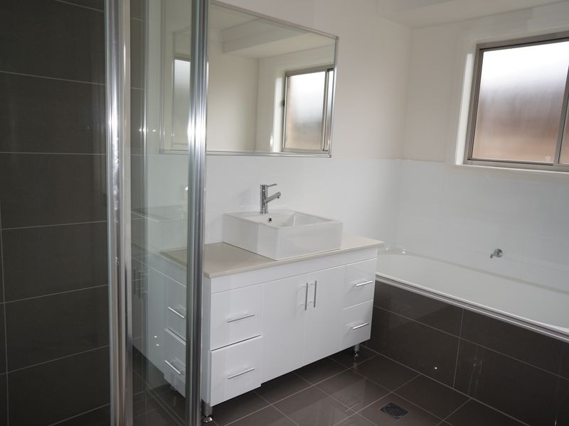 46 Albatross Way, Old Bar NSW 2430