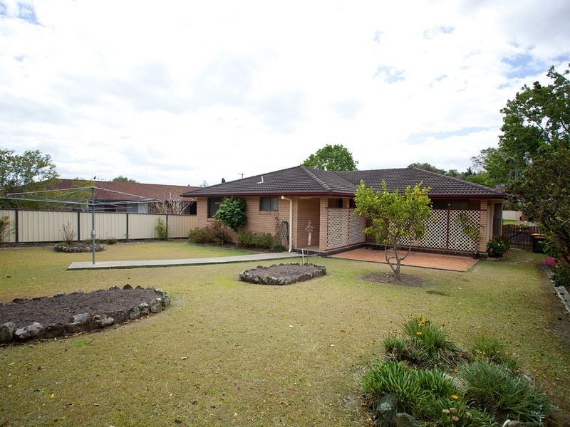 37 Amaroo Drive, Taree NSW 2430