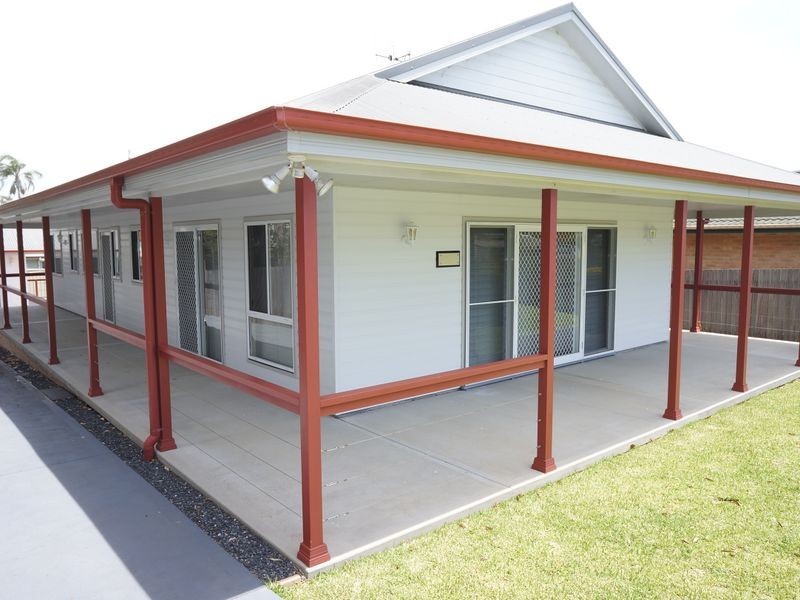 43 Waterman Street, Old Bar NSW 2430
