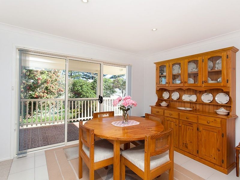 24 George Street, Old Bar NSW 2430