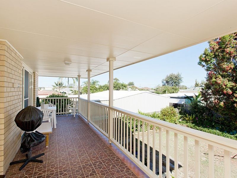 24 George Street, Old Bar NSW 2430