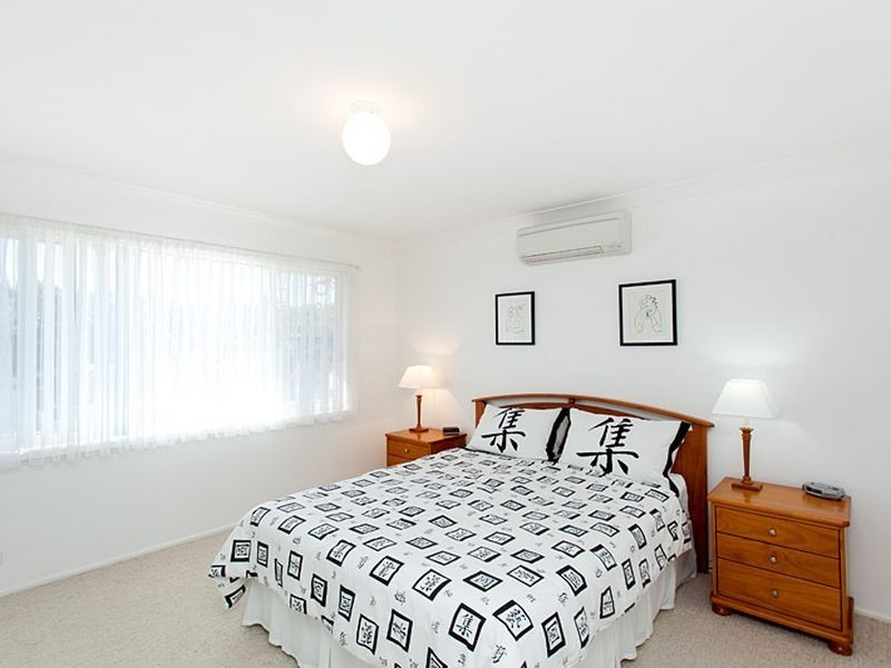 24 George Street, Old Bar NSW 2430