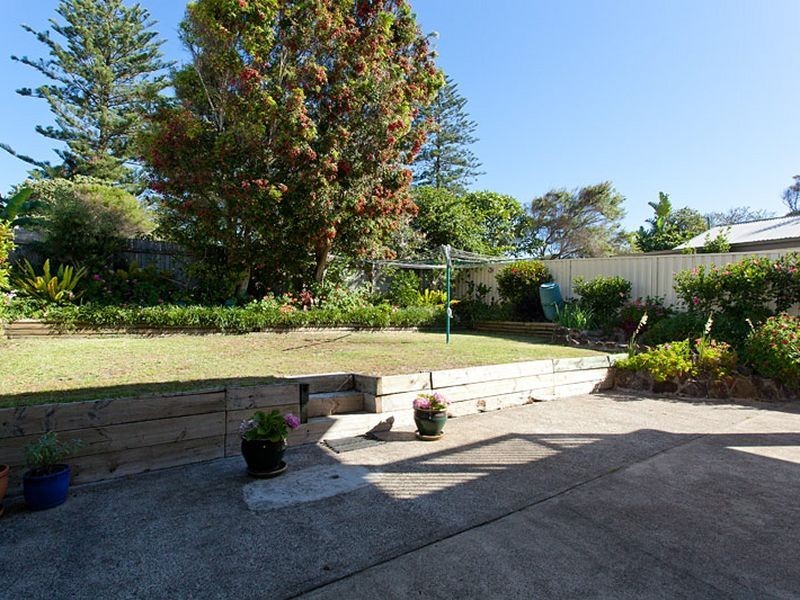 24 George Street, Old Bar NSW 2430