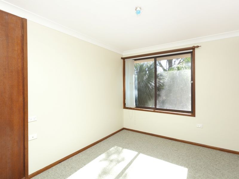 128 Old Bar Road, Old Bar NSW 2430