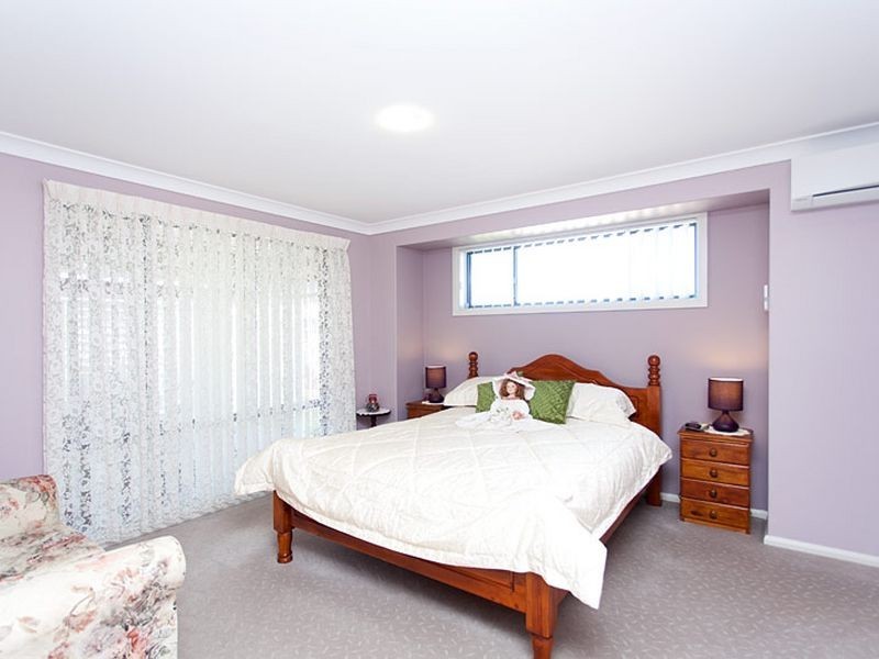 28 Albatross Way, Old Bar NSW 2430