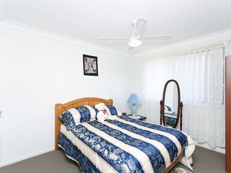 28 Albatross Way, Old Bar NSW 2430