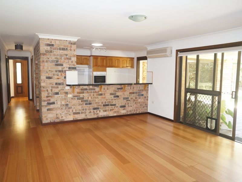135 Beach Road, Mitchells Island NSW 2430