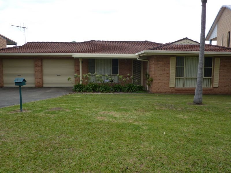 20 Beach Street, Wallabi Point NSW 2430