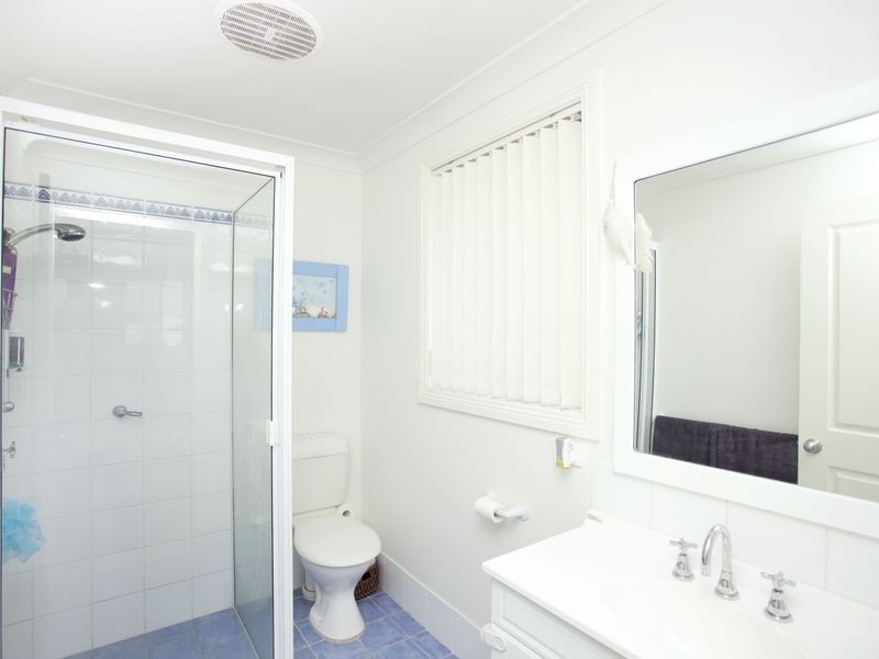 15 Surfsound Avenue, Wallabi Point NSW 2430