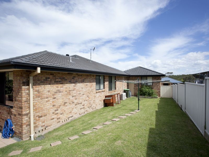 15 Surfsound Avenue, Wallabi Point NSW 2430