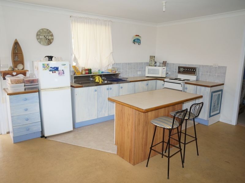 28 Richardson Street, Old Bar NSW 2430