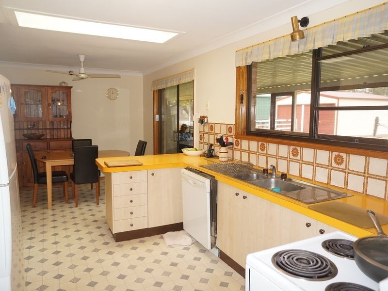 208 Manning Point Road, Bohnock NSW 2430