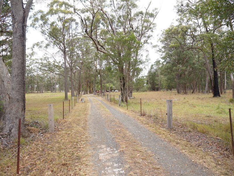 208 Manning Point Road, Bohnock NSW 2430