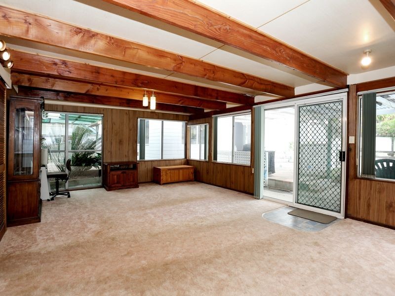 5 Ungala Road, Old Bar NSW 2430