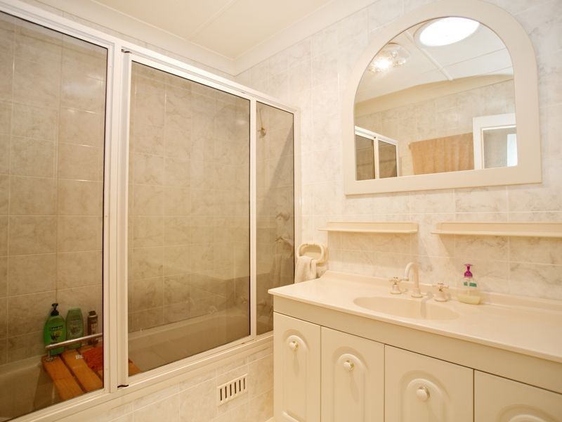 5 Ungala Road, Old Bar NSW 2430