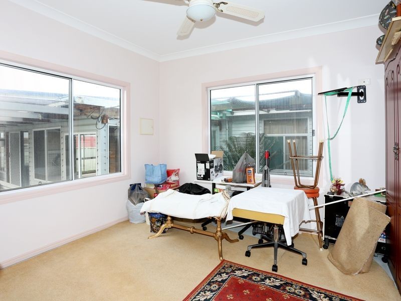 5 Ungala Road, Old Bar NSW 2430