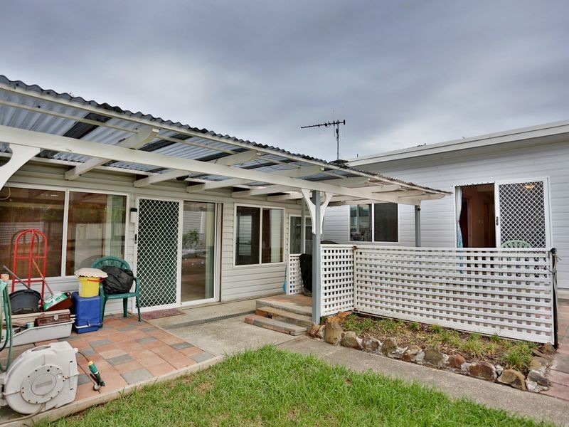 5 Ungala Road, Old Bar NSW 2430