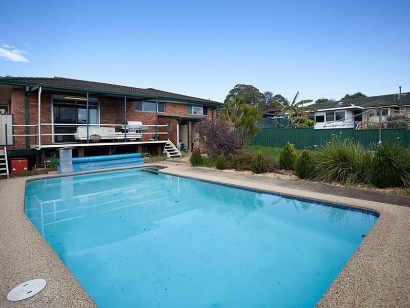 11 McLaughlin Ave, Taree NSW 2430