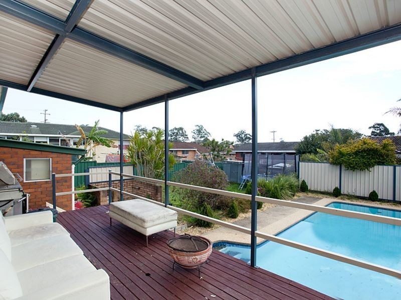 11 McLaughlin Ave, Taree NSW 2430