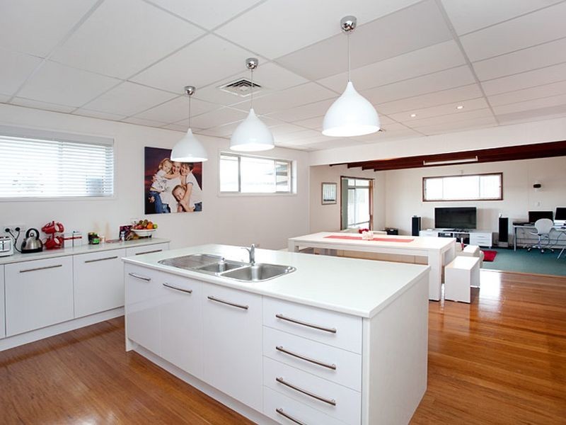 11 McLaughlin Ave, Taree NSW 2430