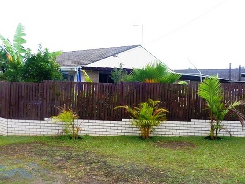 8 Waterman Street, Old Bar NSW 2430