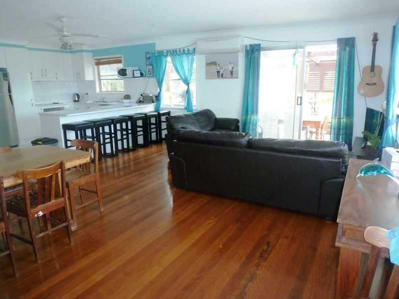 8 Waterman Street, Old Bar NSW 2430