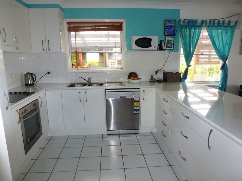 8 Waterman Street, Old Bar NSW 2430