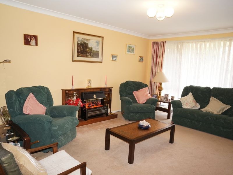 49 Molong Road, Old Bar NSW 2430