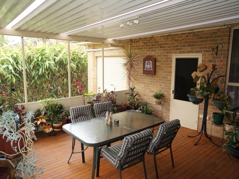 49 Molong Road, Old Bar NSW 2430